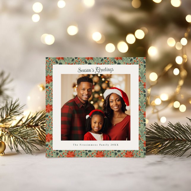 Cartão Sage Green & Red Poinsettia Foto de Natal (Poinsettia Season Square Christmas Card sage green)