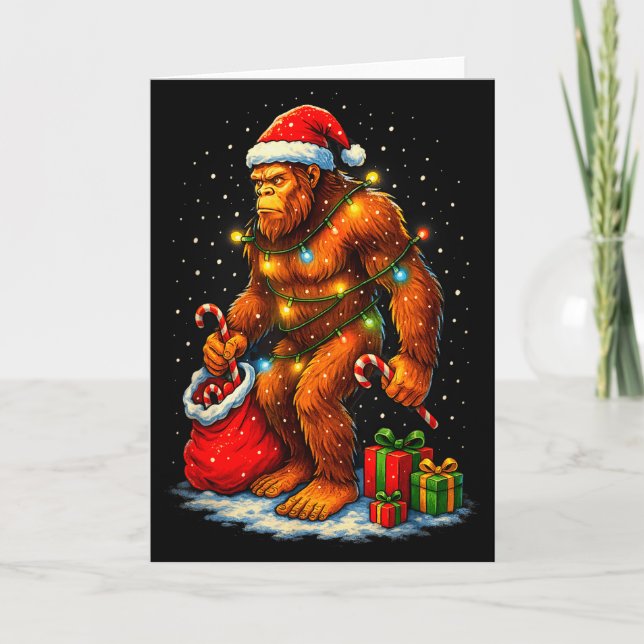 Cartão Santa Bigfoot Christmas Lights Funny Sasquatch  (Frente)