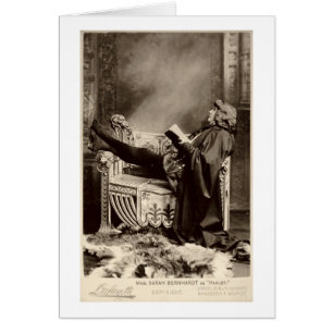 Cartão Sarah Bernhardt (1844-1923) como Hamlet em 1899