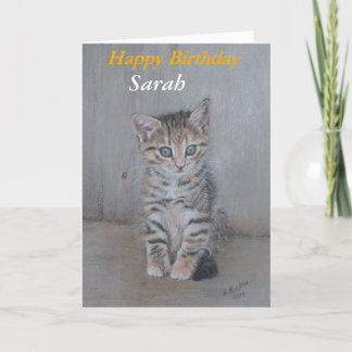 Cartão Sarah, Feliz Aniversário, arte de gatinho.
