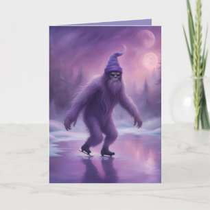 Cartão Sasquatch no Gelo em Tons de Roxo Só porque