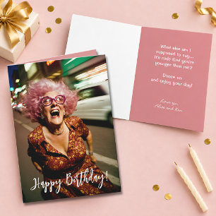 Cartão Saudação Personalizada da Mulher de Aniversário