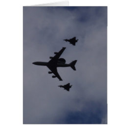 Cartão Sentinela escoltado por Typhoons