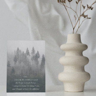 Cartão Serenity Prayer Misty Forest Foto Vazio