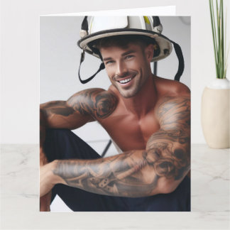 Cartão SEXY FIREFIGHTER HOT BIRTHDAY GREETING Card