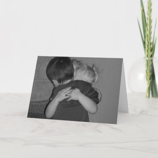 Cartão Sinto saudades dos abraços (Frente)