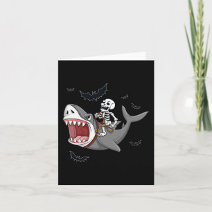 Cartão Skeleton Riding Shark Scary Halloween Boys Garotas