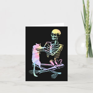 Cartão Skeleton Segurando Um Gato Preguiçoso Para O Hallo