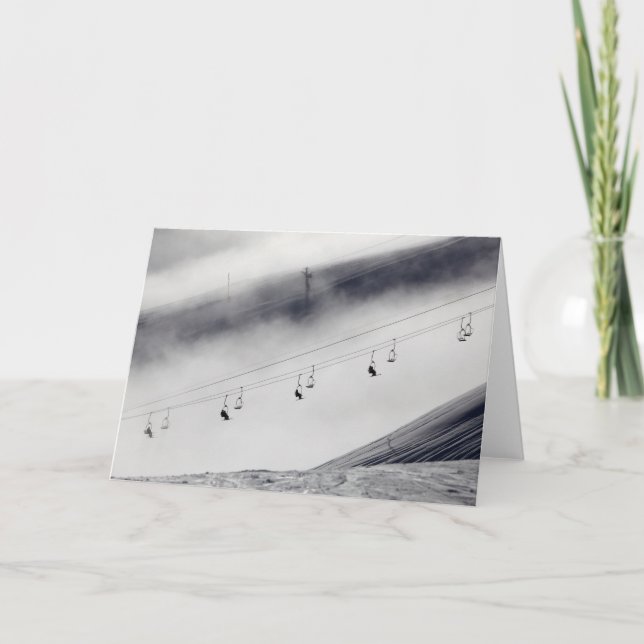 Cartão Skiers on a chair lift (Frente)