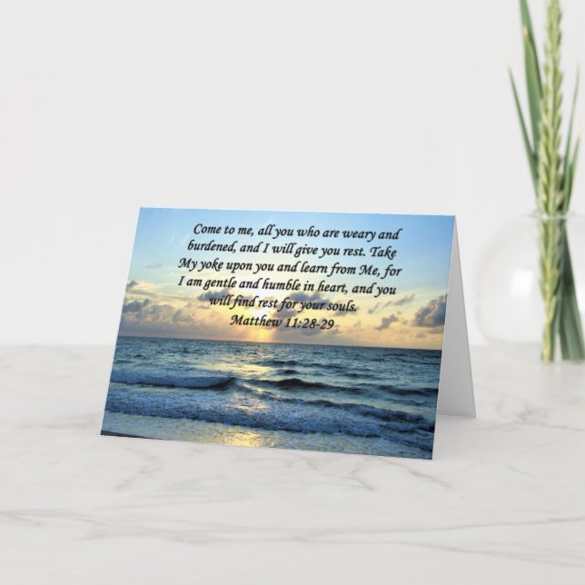 CARTÃO SKIES AZUIS MATTHEW 11:28 DESIGN FOTO DO SOL (Frente)