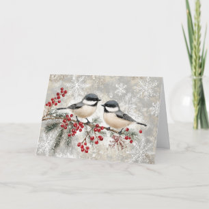 Cartão Snowy Chickadees em Evergreen com Berries