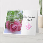 Cartão Spanish: Feliz Cumpleanos Mamá! Grande<br><div class="desc">Tarjeta postal grande con una foto de una rosa: " Feliz Cumpleaños Mamá! Puede personalizar su mensaje. Big Greeting card In Spanish with a rose on white backgroud. Front: "Happy Birthday Mom" Customizable message. Matching stamps also available. Photography by Maria Santos ( Lusinhas do Sul )</div>