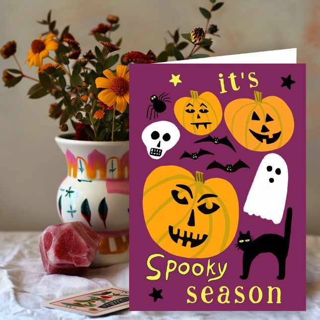 Cartão Spooky Season Pumpkins Ghost Bat HELLOWEEN (Spooky Season Pumpkins Ghost Bat HAPPY HALLOWEEN  Autumn Hand-Drawn Whimsical Cute Greeting Card
)