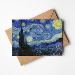 Cartão Starry Night | Vincent Van Gogh<br><div class="desc">Starry Night (1889),  pelo artista holandês Vincent Van Gogh. A obra de arte original é um óleo na canvas que representa um céu noturno vigoroso e impressionista postado em tons modesta de azul e amarelo. Use as ferramentas de design para adicionar texto personalizado ou personalizar a imagem.</div>