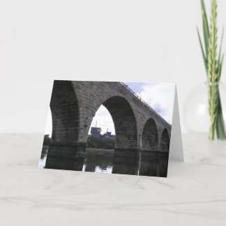 Cartão Stone Arch Bridge