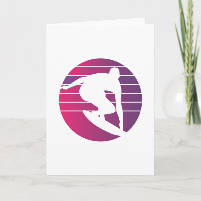 Cartão Surfista Retro Surfando ao Pôr do Sol (Frente)