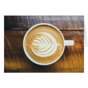 Cartão Taça de café com espuma em forma de folha em madei