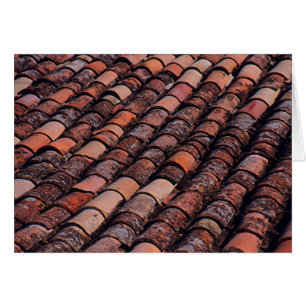 CARTÃO TELHADO DE AZULEJOS SOBRE O EDIFÍCIO EUROPEU