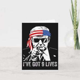 Cartão Tenho 9 Vidas - Trump 2024 Engraçado