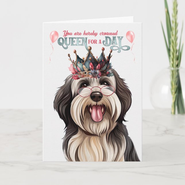 Cartão Tibetano Terrier Dog Queen por um dia de aniversár (Frente)