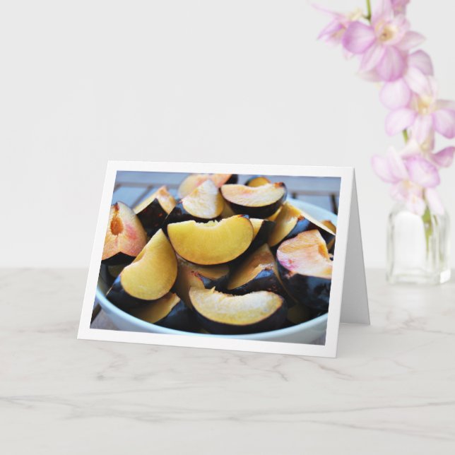 Cartão Tigela de Frutas de Ameixa Fatiadas (Orquídea)