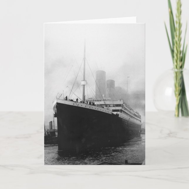 Cartão Titanic in dock in Southampton (Frente)