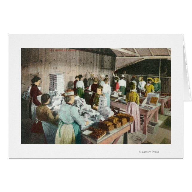 Cartão Trabalhadoras Embalando GoodiesFresno, CA (Frente Horizontal)