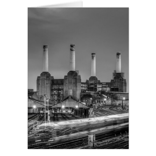 Cartão Trens passam na estação de energia de Battersea, L (Frente)
