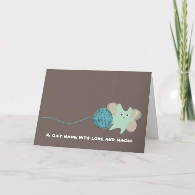 Cartão tricotando uma bola de fio voadora de monstro giro (Frente)