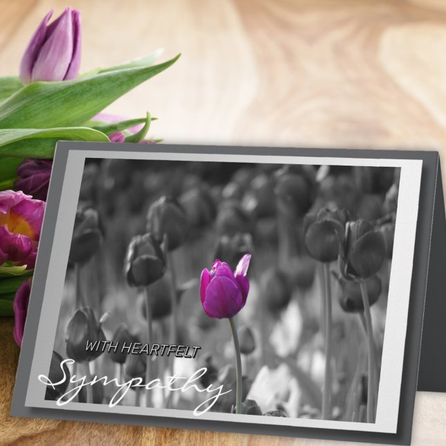 Cartão Tulpa Roxa Com Condolências Corações Simpatia (Criador carregado)