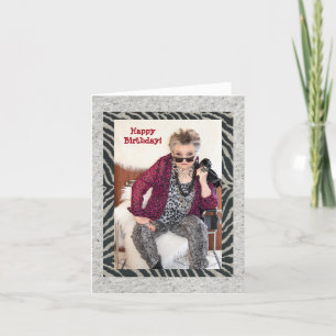 Cartão Um aniversário humorístico refletindo sobre um car