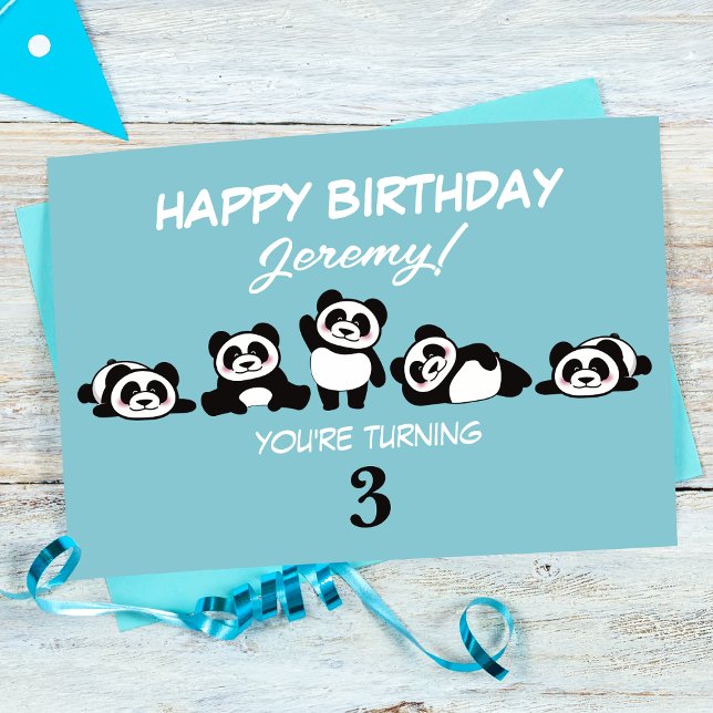 Cartão Um Grupo de Pandas Personalizado Aniversário (A group of pandas birthday card.)