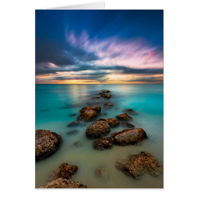 Cartão Um por do sol bonito sobre turcos & Caicos da baía (Frente)