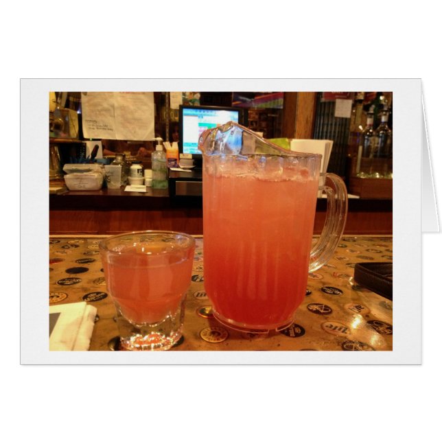 CARTÃO UMA BEBIDA VAI AJUDÁ-LO A ESQUECER QUE É "50" (Frente Horizontal)