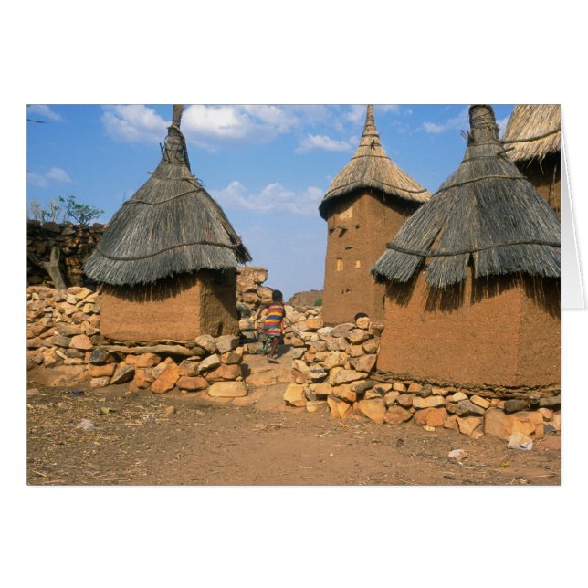 Cartão Uma criança correndo pelo alto de Idjeli (Frente Horizontal)