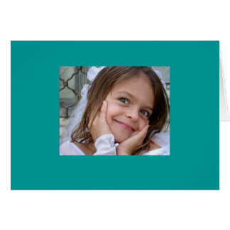 CARTÃO UMA MENINA VESTIDA ACIMA COMO DE UMA NOIVA