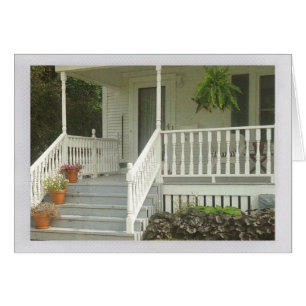 Cartão Uma opinião de pátio de entrada coberto