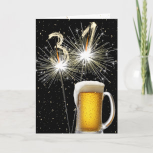 Cartão Velas de aniversário de 31 anos com caneca de cerv