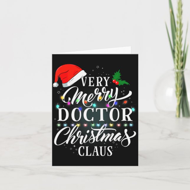 Cartão Very Merry Doctor Christmas Claus Pajamas  (Frente)