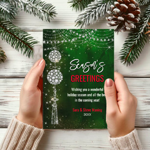 Cartão Vestidos verdes em chic saudação de Natal no ano n