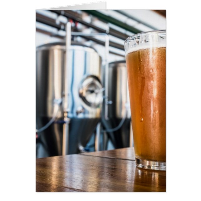 Cartão Vidro da cerveja no Microbrewery (Frente)