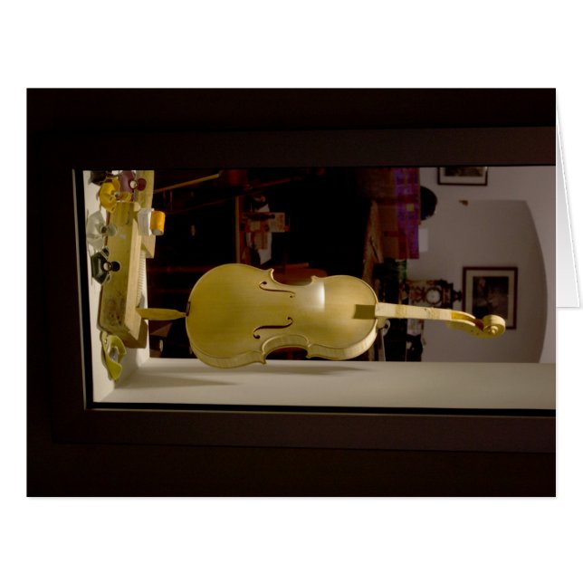 Cartão Violino na janela de Compro (Frente horizontal)
