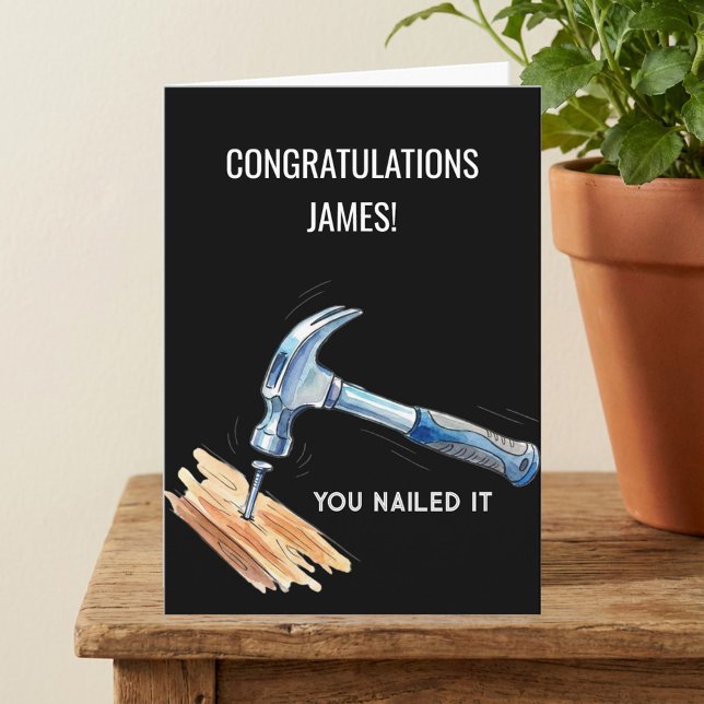 Cartão Você Acertou em Cheio Martelo Prego Parabéns (You Nailed It - Congratulations Card with Hammer and Nail)