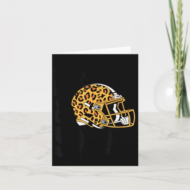 Cartão Women's Bend &amp; Snap Leopard Print Helmet Footb (Frente)