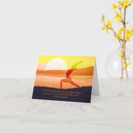 Cartão Yoga Professora Sun Salutando Meia Lua Pose Aspas