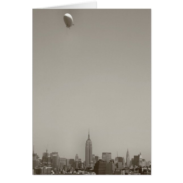 Cartão Zeppelin Over Manhattan, Nova Iorque (Frente)