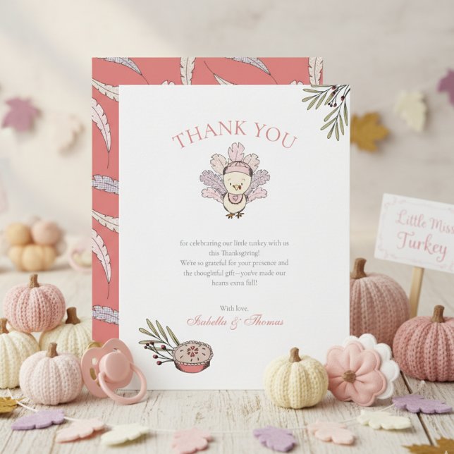 Cartões de agradecimentos de Autumn Baby Girl Litt (Cute Little Turkey Thanksgiving Baby Shower Thank You Card. Baby Turkey, Gingham Feathers, Pie, Leaf)