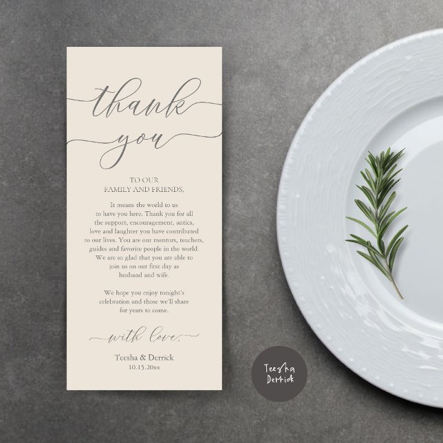 Cartões de agradecimentos de Definição de Local de (Wedding Dinner Place Setting Thank You Card, Plate Decoration, Modern Script, in Dark Grey Cream)