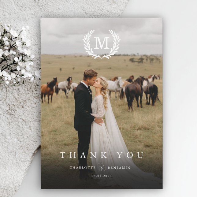Cartões de agradecimentos de Fotografia Elegante C (Elegant Crest Monogram 2 Photo Thank You Card)