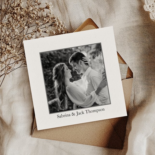 Cartões de agradecimentos De Fotografias Simples P (Express gratitude elegantly with our square photo thank you cards, perfect for any occasion.)